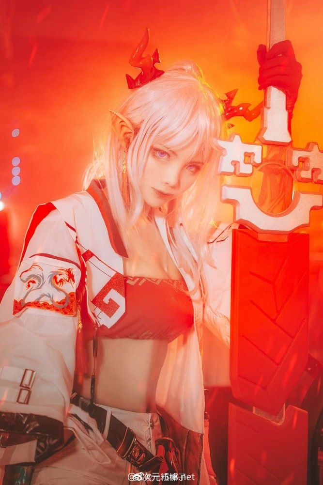 [一粒榛子-]明日方舟 年 cosplay